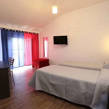 Piola Szálloda 2*