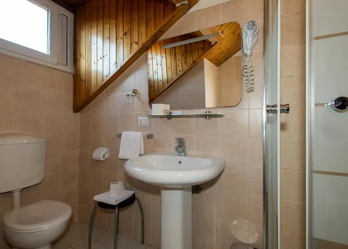 皮奥拉酒店 米兰