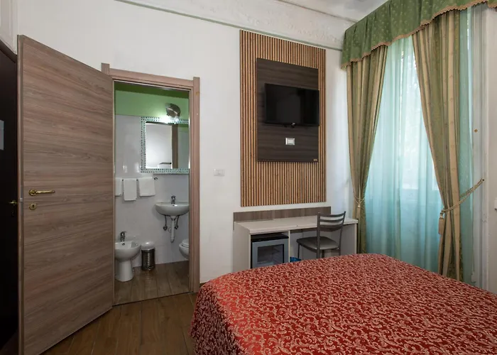 皮奥拉酒店 酒店 2*